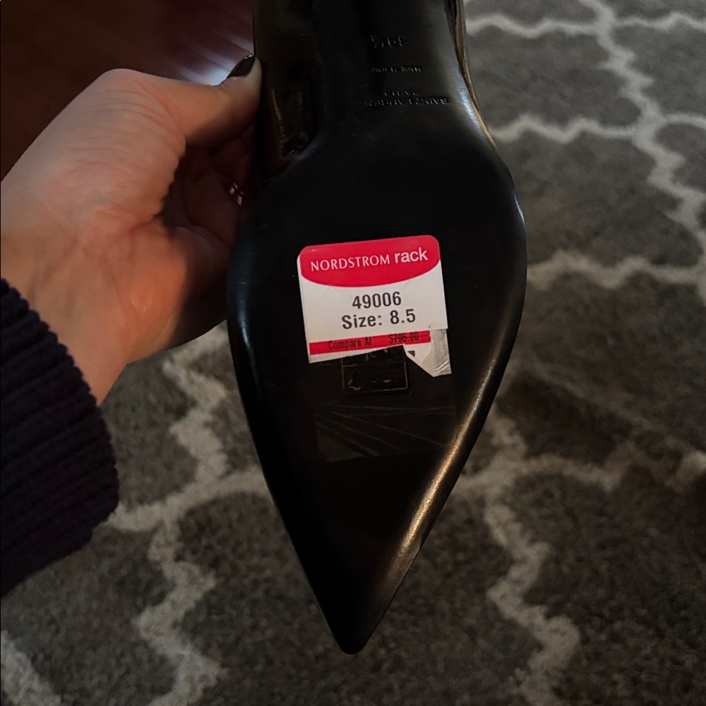 9.5 / 39.5 Saint Laurent Black Patent Kitten heels - Picture 8 of 9